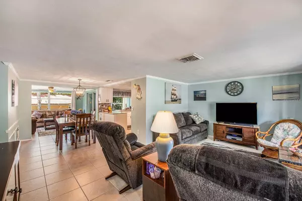 8404 CLOVER HILL LOOP, Hudson, FL 34667