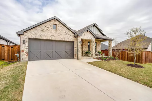 5669 Barco Road, Fort Worth, TX 76126