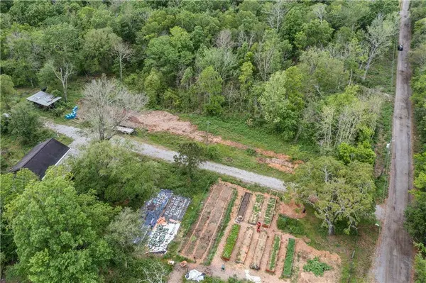 10639 WILLOW DR, New Orleans, LA 70131