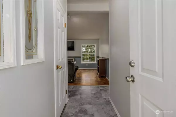 21603 188th ST E, Orting, WA 98360