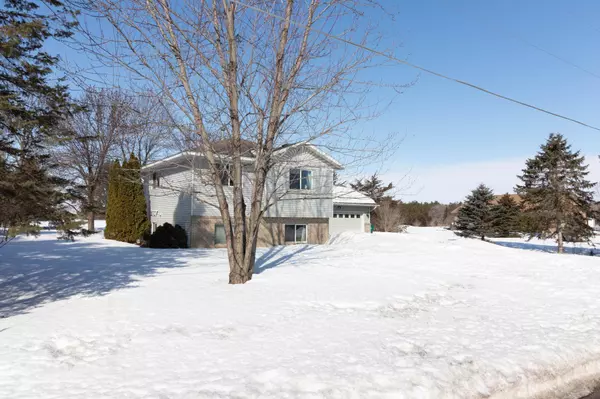 3419 Riviera RD, Sartell, MN 56377