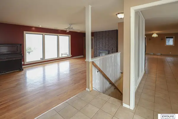 1208 Potter Road, Bellevue, NE 68005