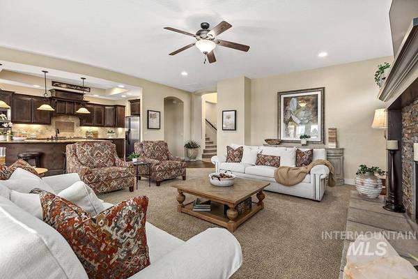 5815 N Rosa Springs Ave, Meridian, ID 83646