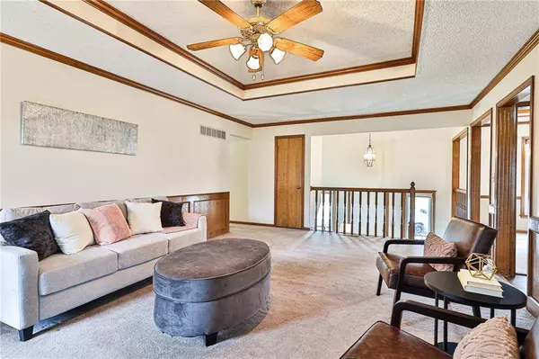 4408 SW 8th Street TER, Blue Springs, MO 64015