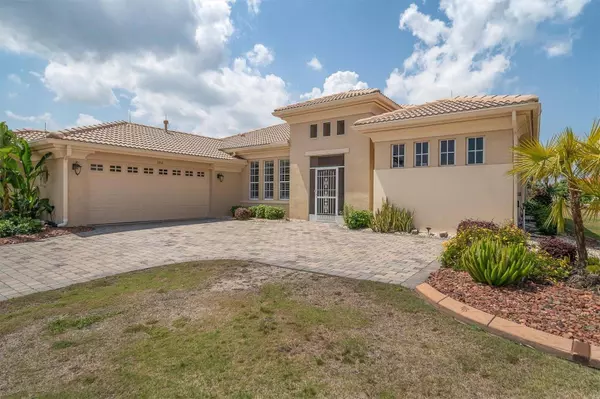 304 NOBLE FAIRE DR, Sun City Center, FL 33573