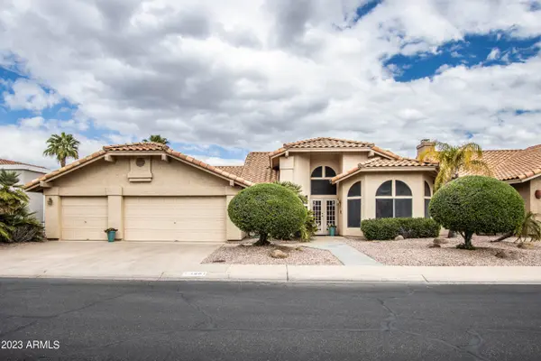 1001 S LAGOON Drive, Gilbert, AZ 85233