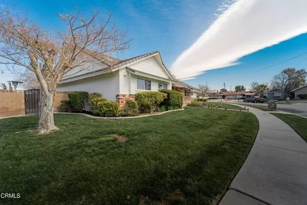 43732 Albeck AVE, Lancaster, CA 93536