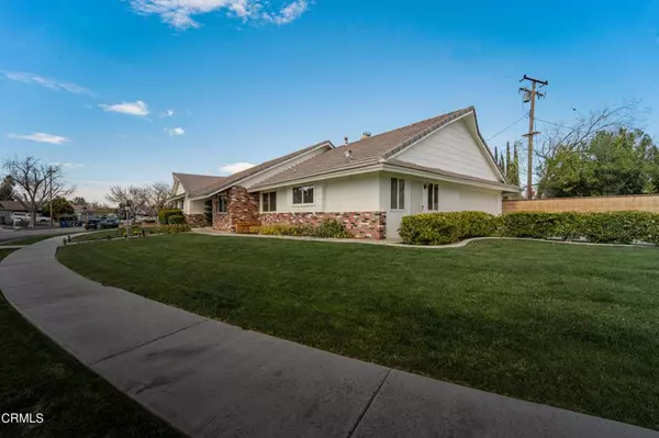 43732 Albeck AVE, Lancaster, CA 93536