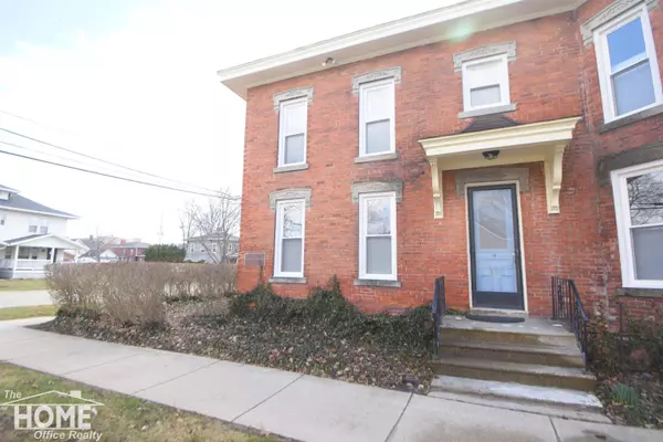 303 W Williams St, Owosso, MI 48867