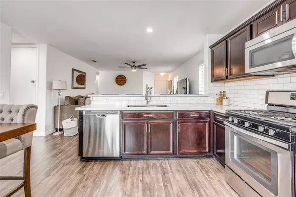 14106 Sundrop Park LN, Houston, TX 77048