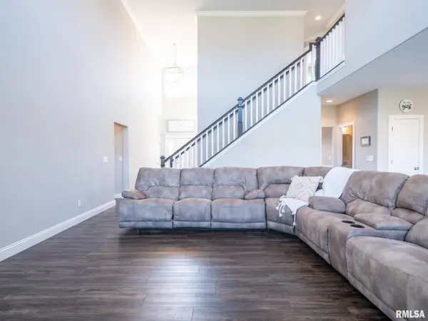 205 APACHE WAY, Groveland, IL 61535