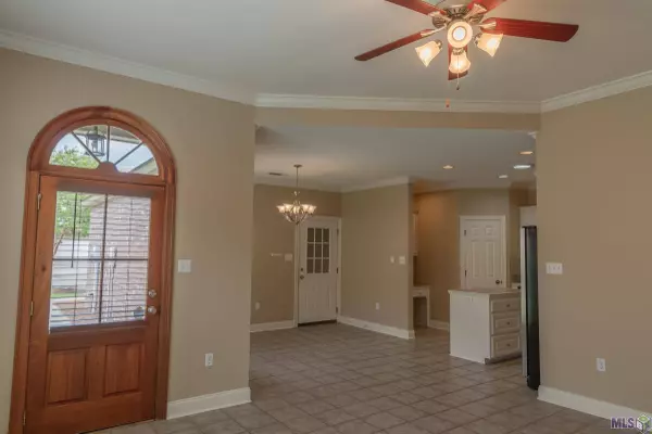 3941 NORTHSHORE AVE, Baton Rouge, LA 70820