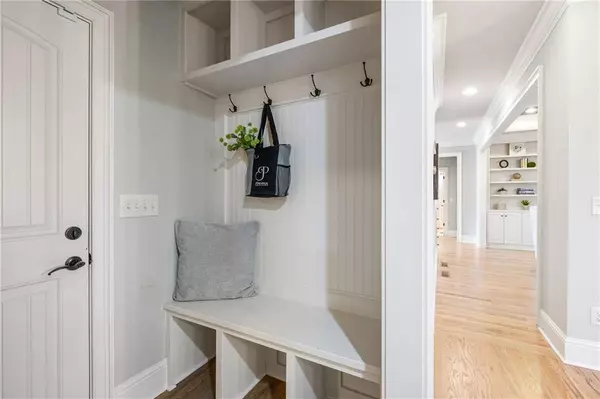 315 Slate CT, Buford, GA 30518