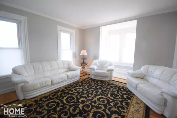 303 W Williams St, Owosso, MI 48867