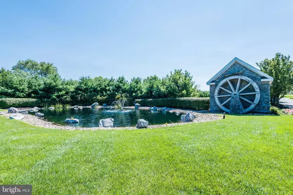 25 PRESIDENTS DR, Mechanicsburg, PA 17050