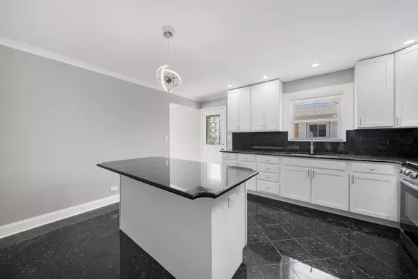 5008 Culver Street, Skokie, IL 60077