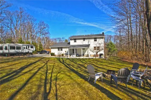 295 Shady Oaks Drive East, Ross Twp, PA 18353