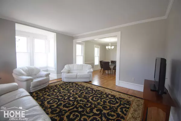 303 W Williams St, Owosso, MI 48867