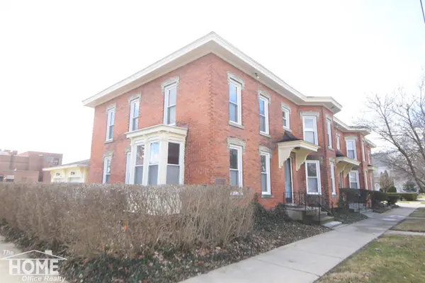 303 W Williams St, Owosso, MI 48867