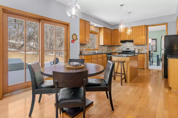 7683 133rd ST W, Apple Valley, MN 55124