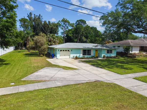 713 SHORE DR E, Oldsmar, FL 34677