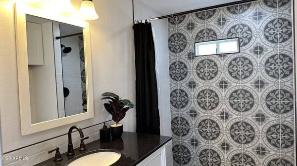 9501 E BROADWAY Road #82, Mesa, AZ 85208