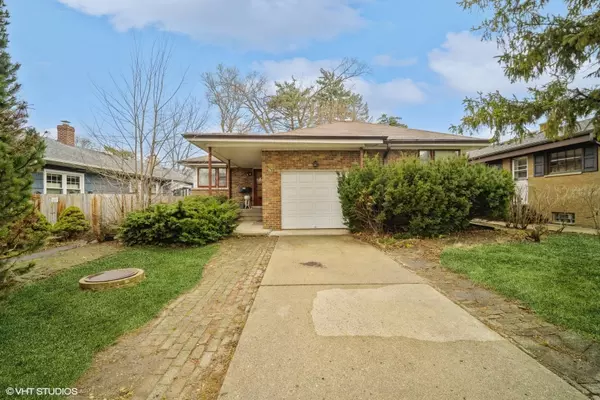 708 Florence DR, Park Ridge, IL 60068