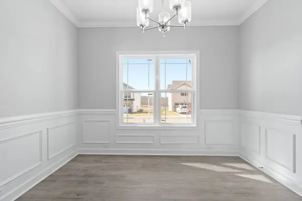 942 Alton Dr, Clarksville, TN 37043