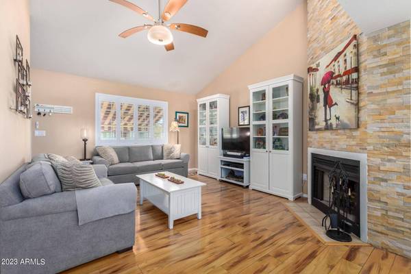 2020 W UNION HILLS Drive #209, Phoenix, AZ 85027