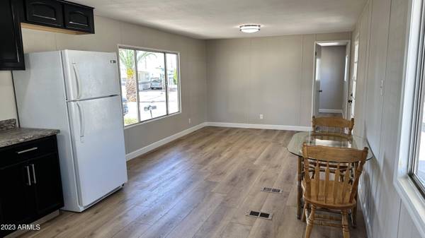 9501 E BROADWAY Road #82, Mesa, AZ 85208