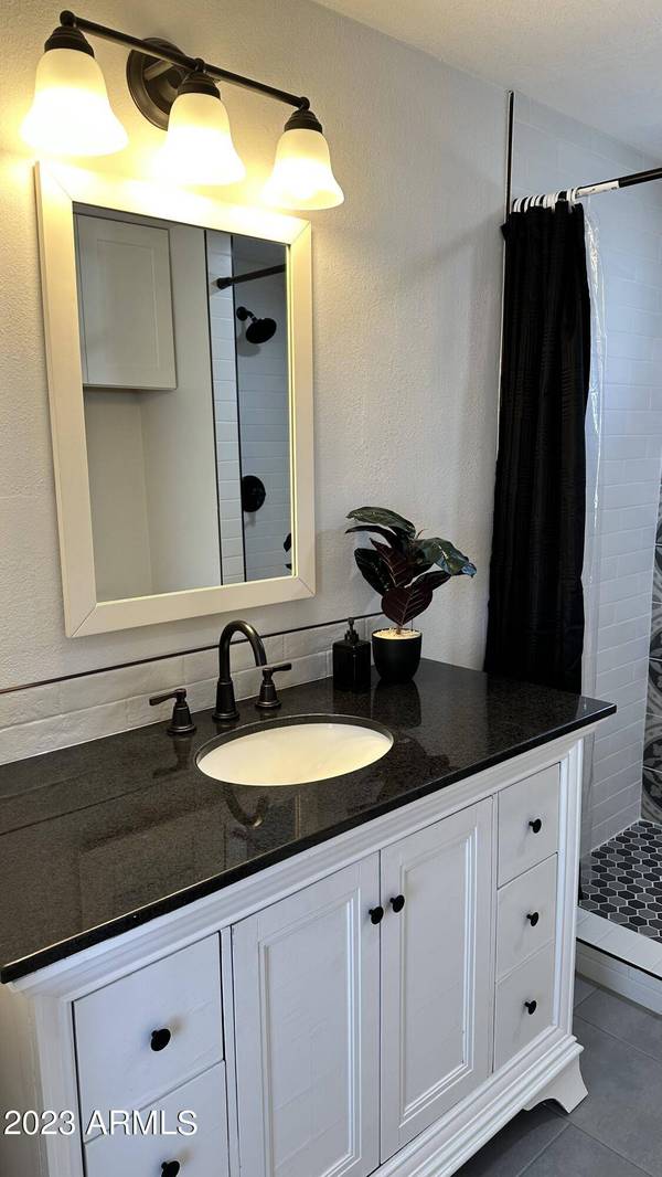 9501 E BROADWAY Road #82, Mesa, AZ 85208