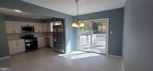 68 DIAMOND AVE, Pine Hill, NJ 08021