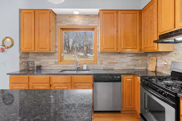 7683 133rd ST W, Apple Valley, MN 55124