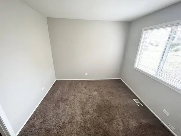 115 Oriole Road, Matteson, IL 60443