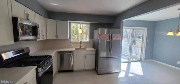 68 DIAMOND AVE, Pine Hill, NJ 08021