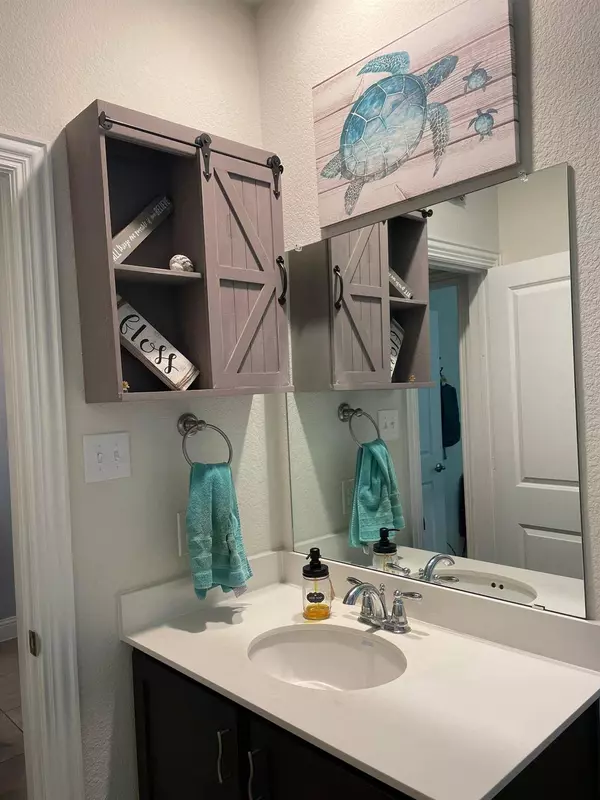 2625 Ainsworth Road, Aubrey, TX 76227