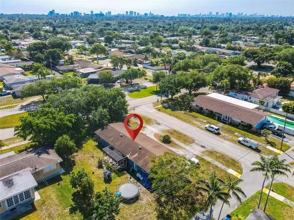 1400 N Park Rd, Hollywood, FL 33021