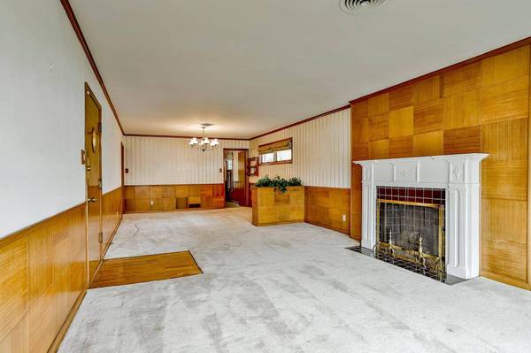 1748 Lake Shore Drive, Fort Worth, TX 76103