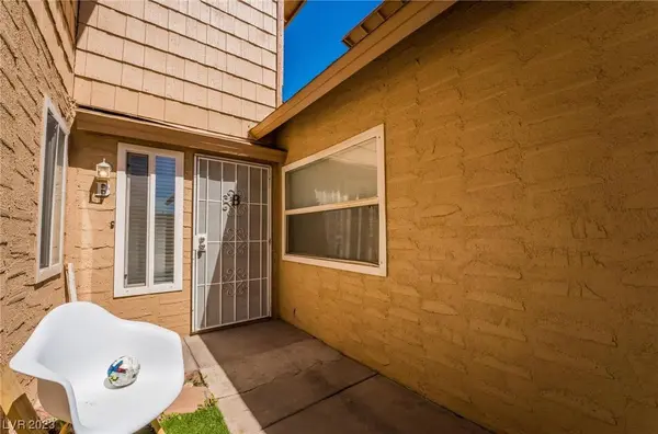 5247 Garden Lane, Las Vegas, NV 89119