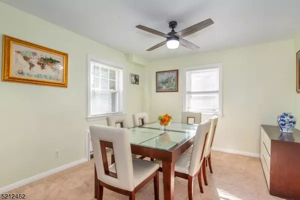 7 Springdale Ave, Clifton City, NJ 07013