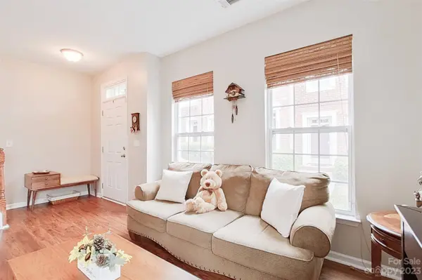 2007 Kegsworth DR, Charlotte, NC 28273