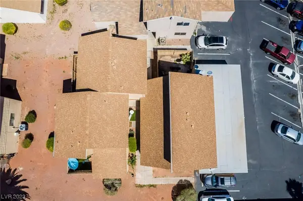 5247 Garden Lane, Las Vegas, NV 89119