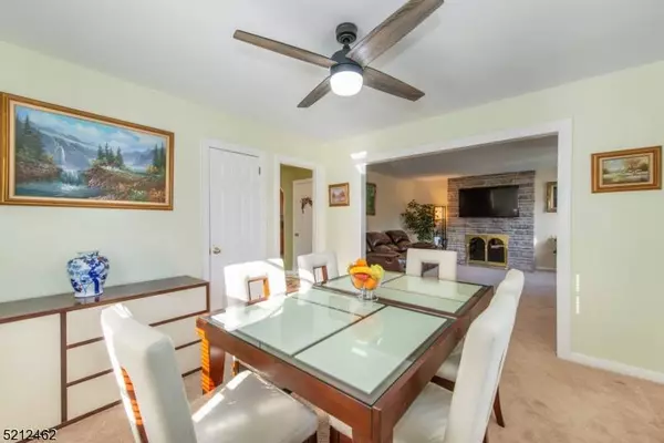 7 Springdale Ave, Clifton City, NJ 07013