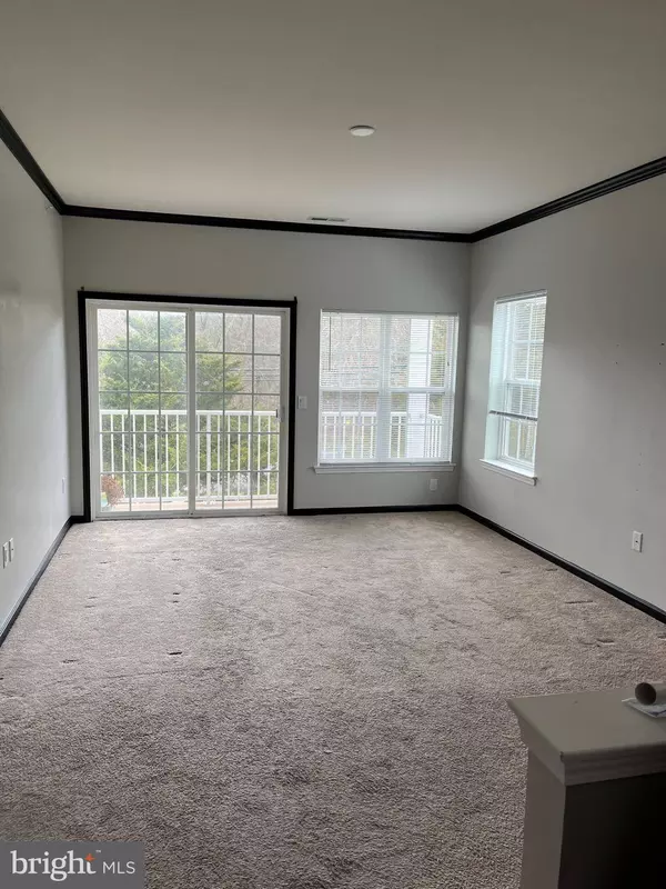 516 DEGAS CT, Williamstown, NJ 08094