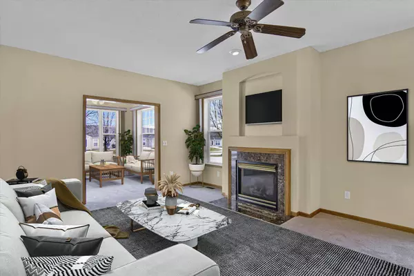 19724 Goldfinch DR #64, Farmington, MN 55024