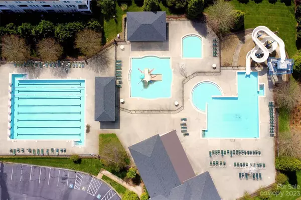 10709 Waycross DR, Huntersville, NC 28078