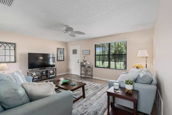 271 Micklers Rd, St Augustine, FL 32080