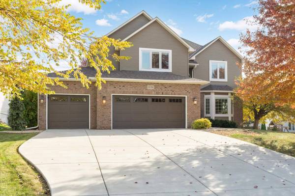 16798 Huntington PATH, Lakeville, MN 55044