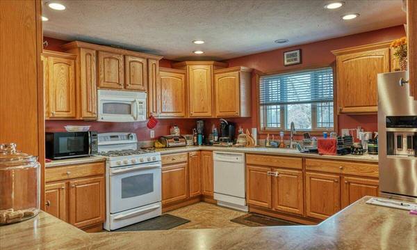 1061 Hanson, Sparta, WI 54656