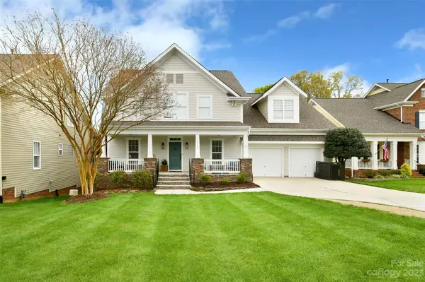 10709 Waycross DR, Huntersville, NC 28078